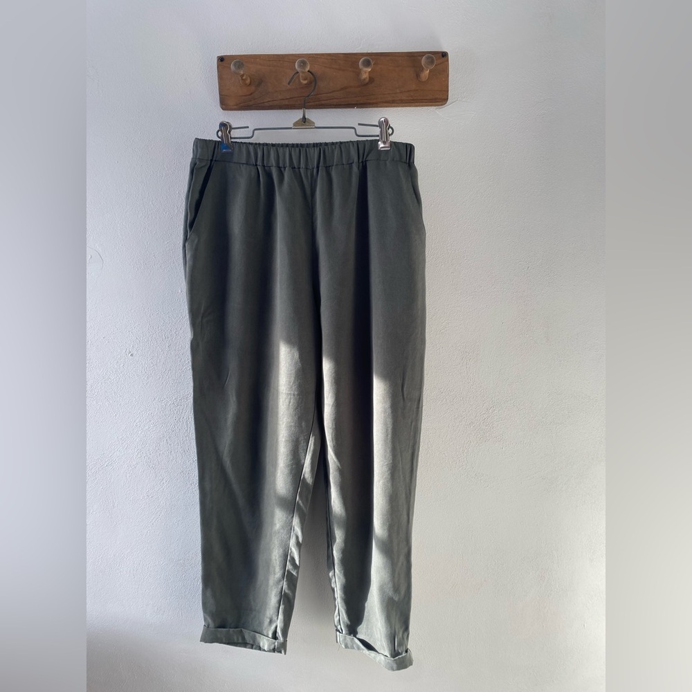 VETTA Olive Chinos, Capsule Easy Pants, Size M